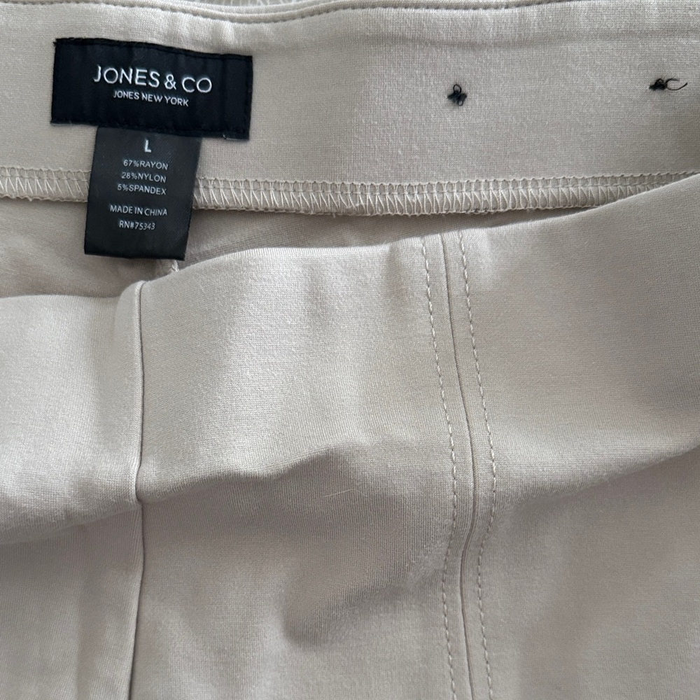 Jones New York Tan Cropped Pants - Picture 5 of 5